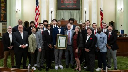 Assemblymember Holden Welcomes the SDSU Basketball Team to the Floor