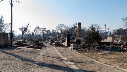 Wildfire Briefing at Rose Bowl